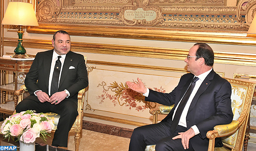 SM-le-Roi-s-entretient-a-Paris-avec-le-president-francais-M1-exp